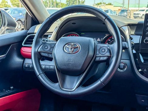 Used 2023 Toyota Camry XSE FWD image 14