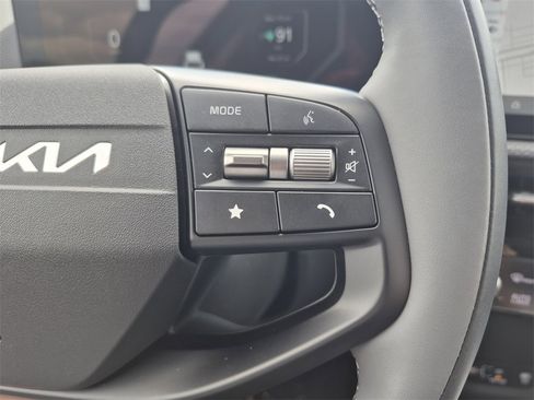 New 2025 Kia EV6 Wind image 28