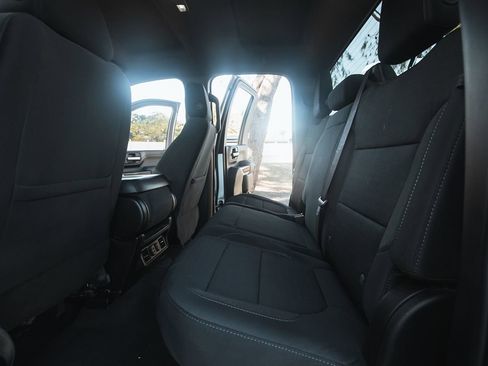 Used 2023 GMC Sierra 2500 SLE w/ SLE Convenience Package image 22