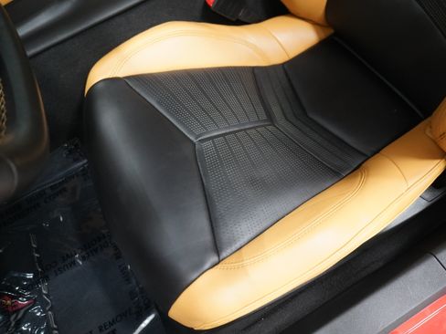 Used 2022 Chevrolet Corvette Stingray Preferred Cpe w/ Z51 Performance Package RWD image 12