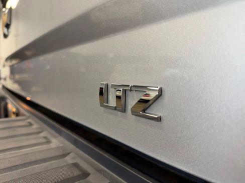 Used 2017 Chevrolet Silverado 1500 LTZ Z71 w/ LTZ Plus Package image 46