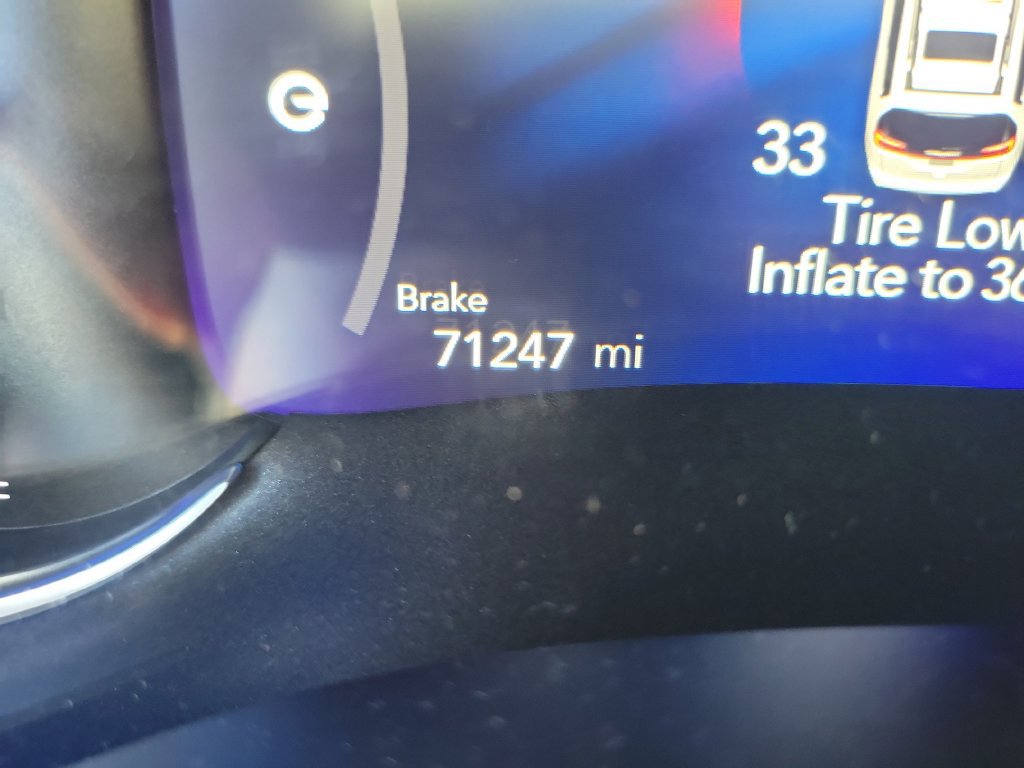 Used 2024 Chrysler Pacifica Limited FWD image 31