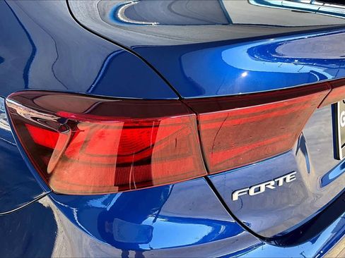 Used 2024 Kia Forte LXS w/ LXS Technology Package image 27