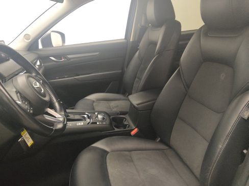 Used 2021 MAZDA CX-5 Touring FWD image 17
