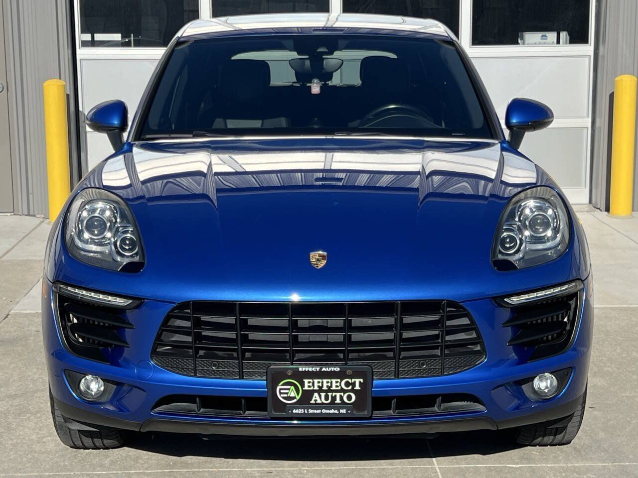 Used 2017 Porsche Macan S AWD/4WD image 4