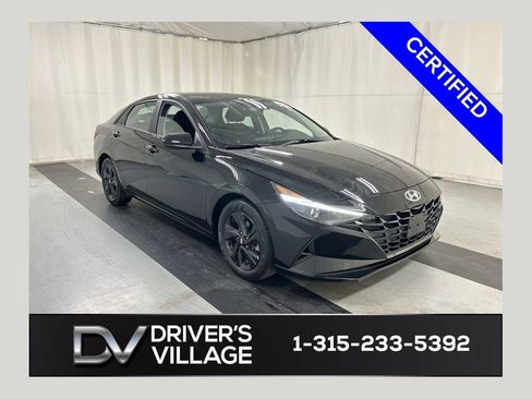 Used 2023 Hyundai Elantra SEL FWD image 1