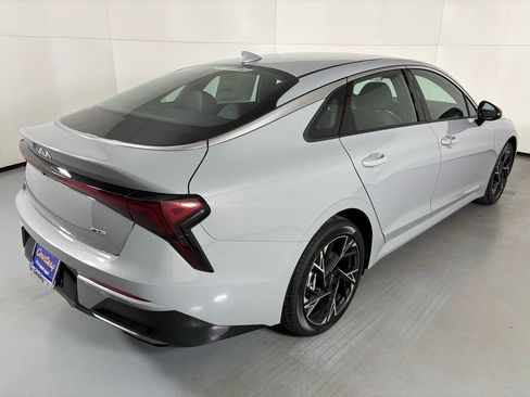 New 2026 Kia K5 GT-Line image 7