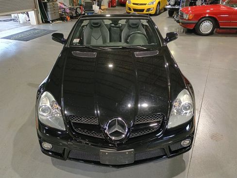 Used 2011 Mercedes-Benz SLK 300 image 13