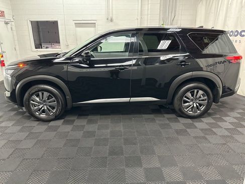 Used 2025 Nissan Pathfinder S AWD/4WD image 6