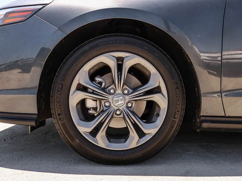 Used 2024 Honda Accord EX image 11