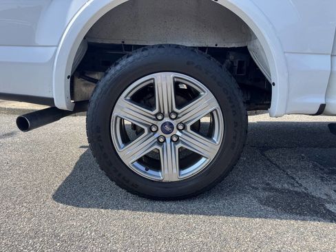 Used 2019 Ford F150 XLT w/ Equipment Group 302A Luxury image 12