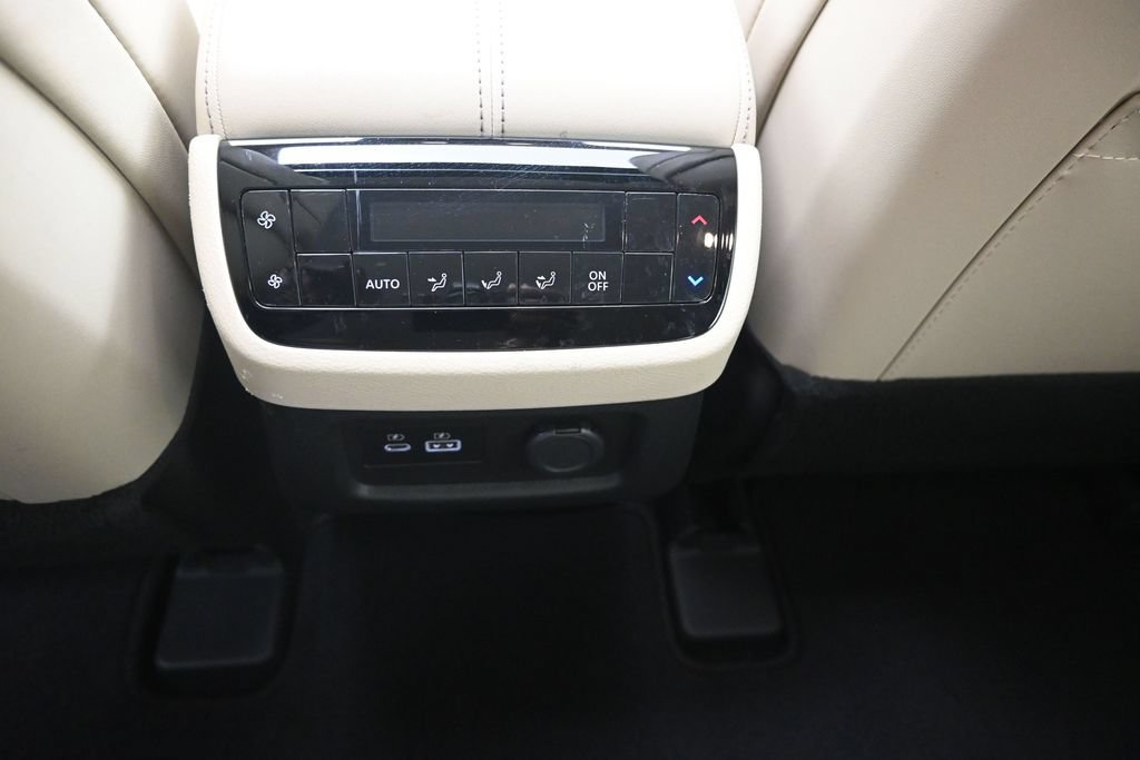 Used 2024 INFINITI QX60 Luxe FWD image 19