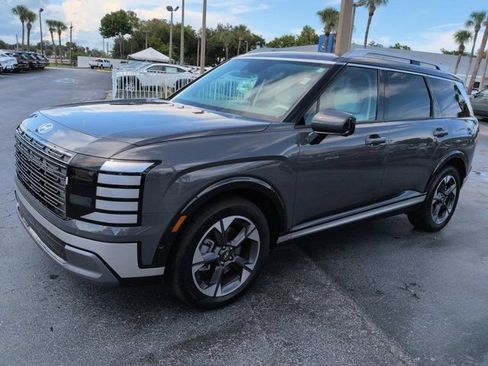 Certified 2026 Hyundai Palisade Limited AWD/4WD image 8