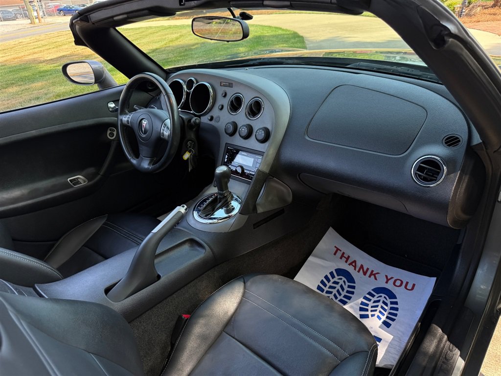 Used 2007 Pontiac Solstice Convertible w/ Premium Package RWD image 43