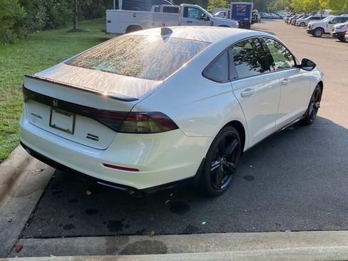 Used 2024 Honda Accord Sport image 33