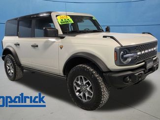 Used 2025 Ford Bronco Badlands AWD/4WD video 1