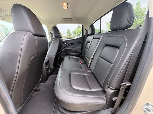 Used 2022 Chevrolet Colorado Z71 RWD image 7