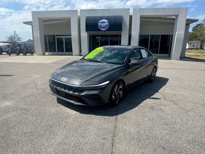 Used 2025 Hyundai Elantra SEL