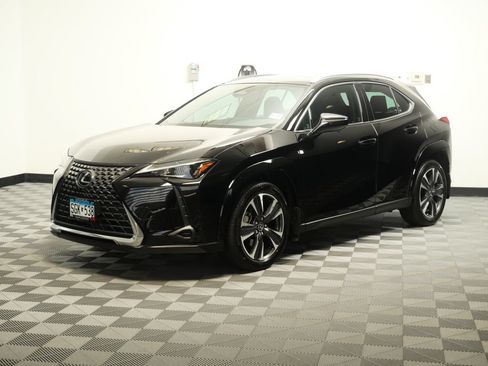 Used 2025 Lexus UX 300h AWD w/ Cold Area Package image 4