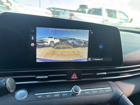Used 2023 Hyundai Elantra SEL w/ Convenience Package FWD image 15