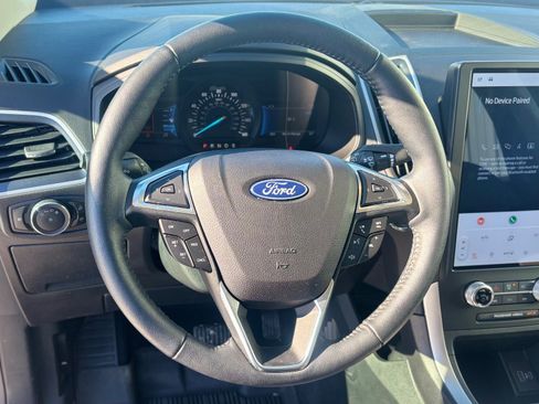 Certified 2024 Ford Edge SEL w/ Convenience Package image 30