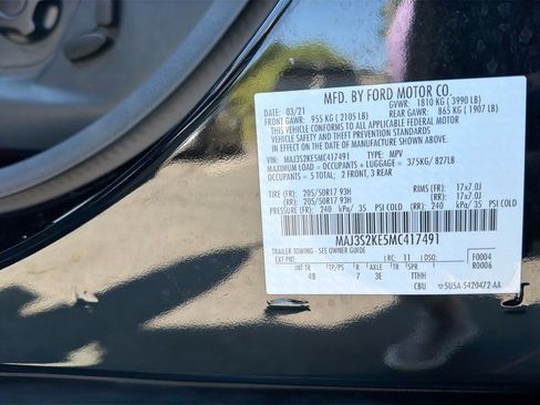 Used 2021 Ford EcoSport Titanium w/ Interior Protection Package FWD image 30