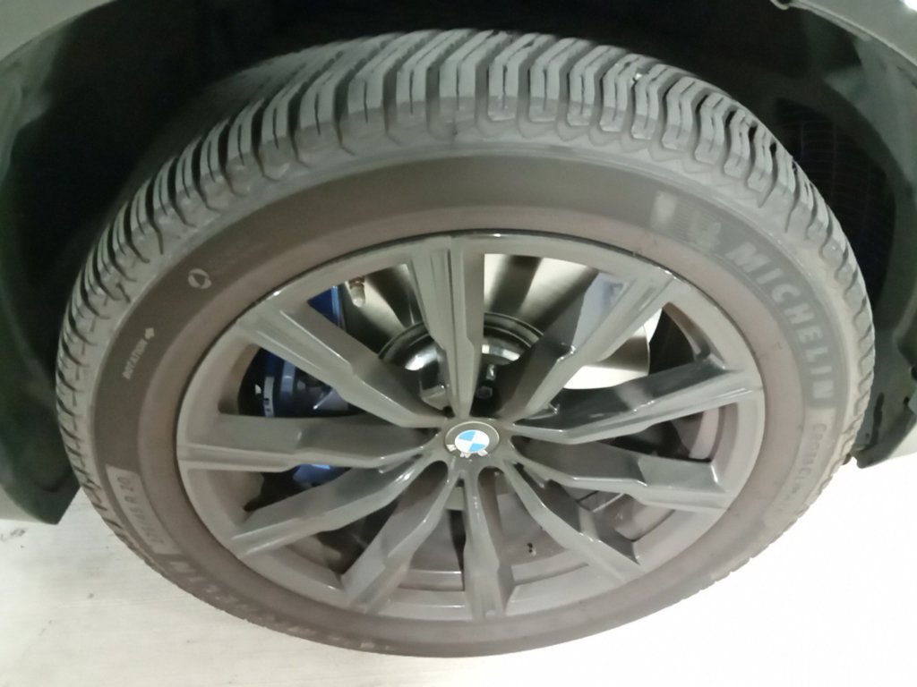 Used 2020 BMW X5 M50i AWD/4WD image 14