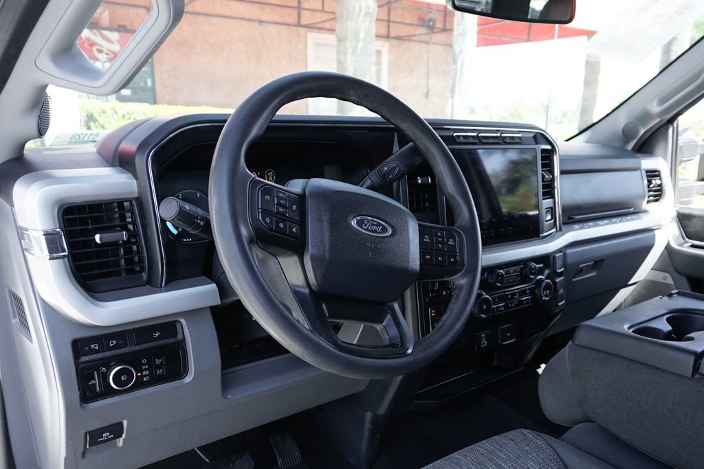 Used 2023 Ford F250 XLT w/ XLT Premium Package AWD/4WD image 19