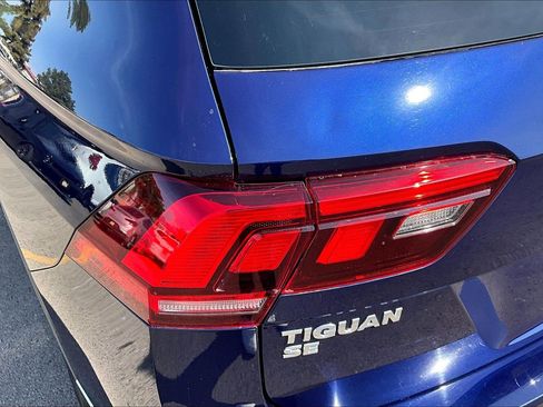 Used 2021 Volkswagen Tiguan SE FWD image 31