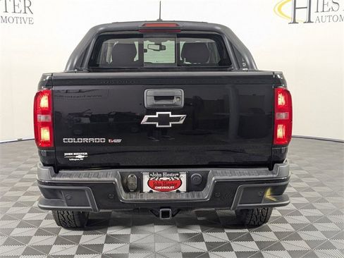 Used 2019 Chevrolet Colorado Z71 w/ Z71 Midnight Edition image 6