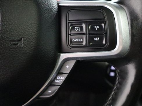 Used 2020 RAM 2500 Laramie w/ Night Edition AWD/4WD image 40