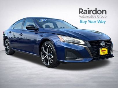 Used 2023 Nissan Altima 2.5 SR