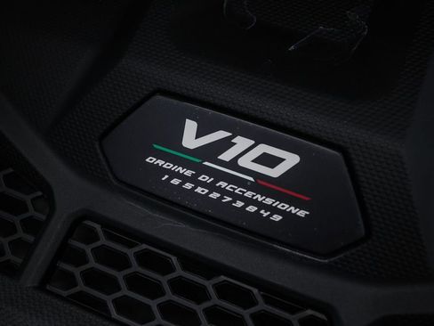 Used 2024 Lamborghini Huracan Sterrato AWD/4WD image 30