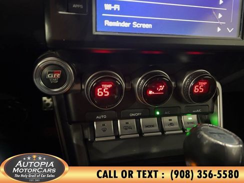 Used 2024 Toyota GR86 Premium image 24