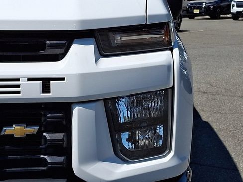 Certified 2022 Chevrolet Silverado 2500 Custom w/ Custom Convenience Package AWD/4WD image 10