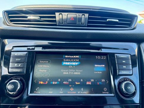 Used 2018 Nissan Rogue SL w/ Premium Package AWD/4WD image 22