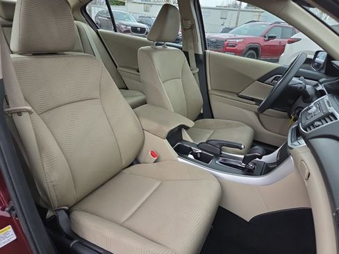 Used 2014 Honda Accord LX image 18