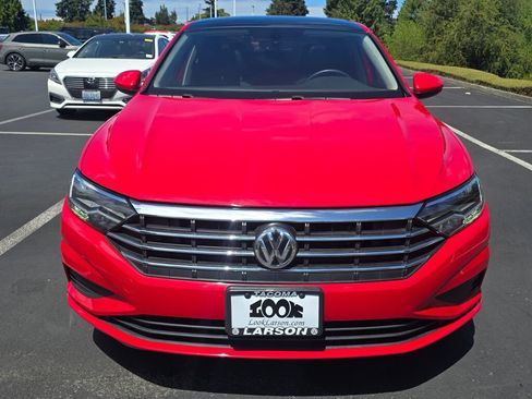 Used 2021 Volkswagen Jetta SE image 9