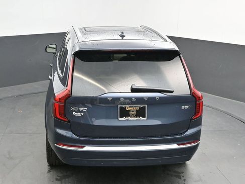 New 2026 Volvo XC90 B5 Ultra image 35