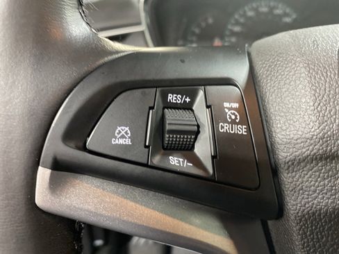 Certified 2020 Chevrolet Trax LT w/ LT Convenience Package image 20