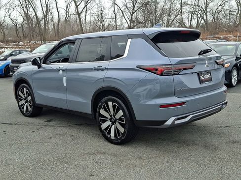New 2026 Mitsubishi Outlander SE AWD/4WD image 5