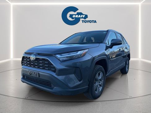 Used 2024 Toyota RAV4 LE AWD/4WD image 9