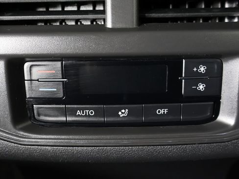 Used 2022 Volkswagen Atlas SE AWD/4WD image 38
