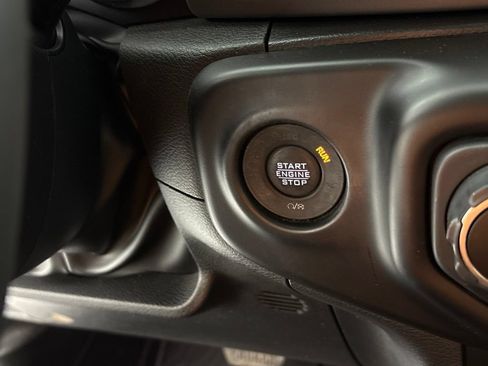 Used 2022 Jeep Wrangler Unlimited Sport AWD/4WD image 29