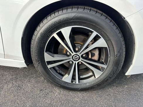 Used 2022 Nissan Sentra SV image 31