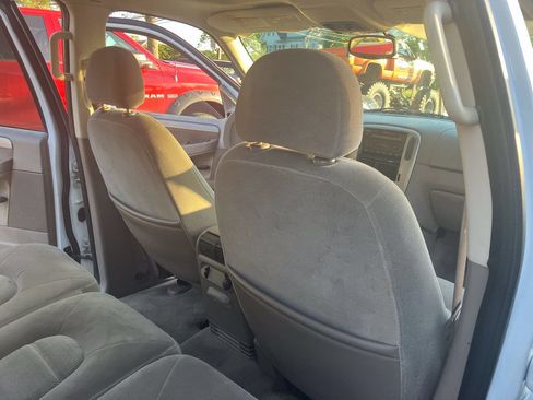 Used 2003 Ford Explorer Sport XLT AWD/4WD image 32