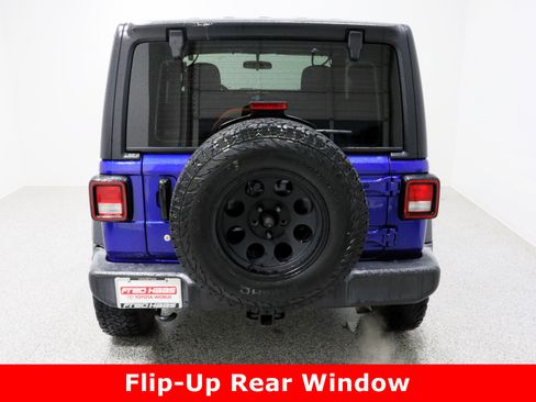 Used 2019 Jeep Wrangler Sport image 8
