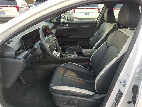 Certified 2025 Kia K5 GT-Line image 16