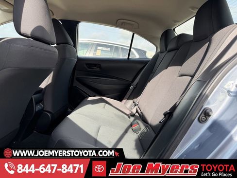 Used 2024 Toyota Corolla LE image 27