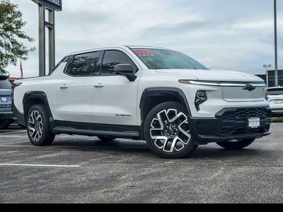 Used 2025 Chevrolet Silverado EV RST